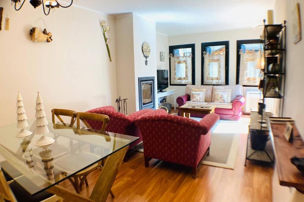 Mikka Devesa Apartment Incles Luaran gambar