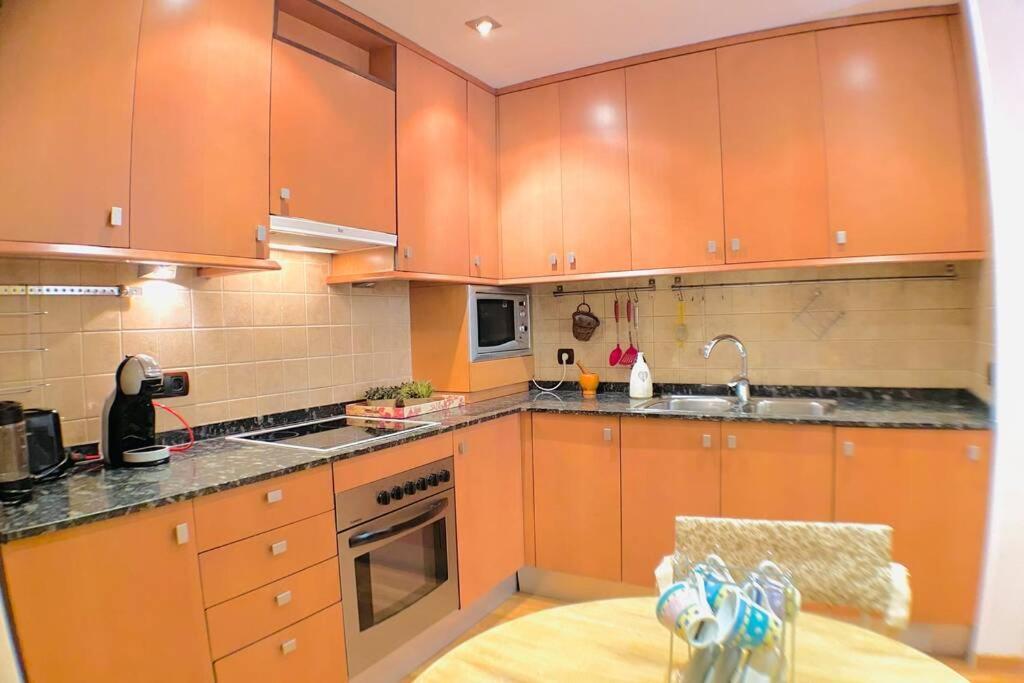Mikka Devesa Apartment Incles Luaran gambar